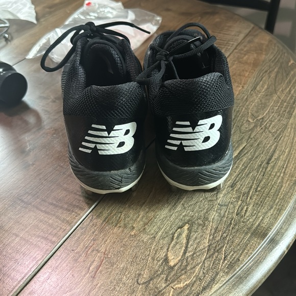 New balance Baseball Cleats size 13M - Picture 3 of 5
